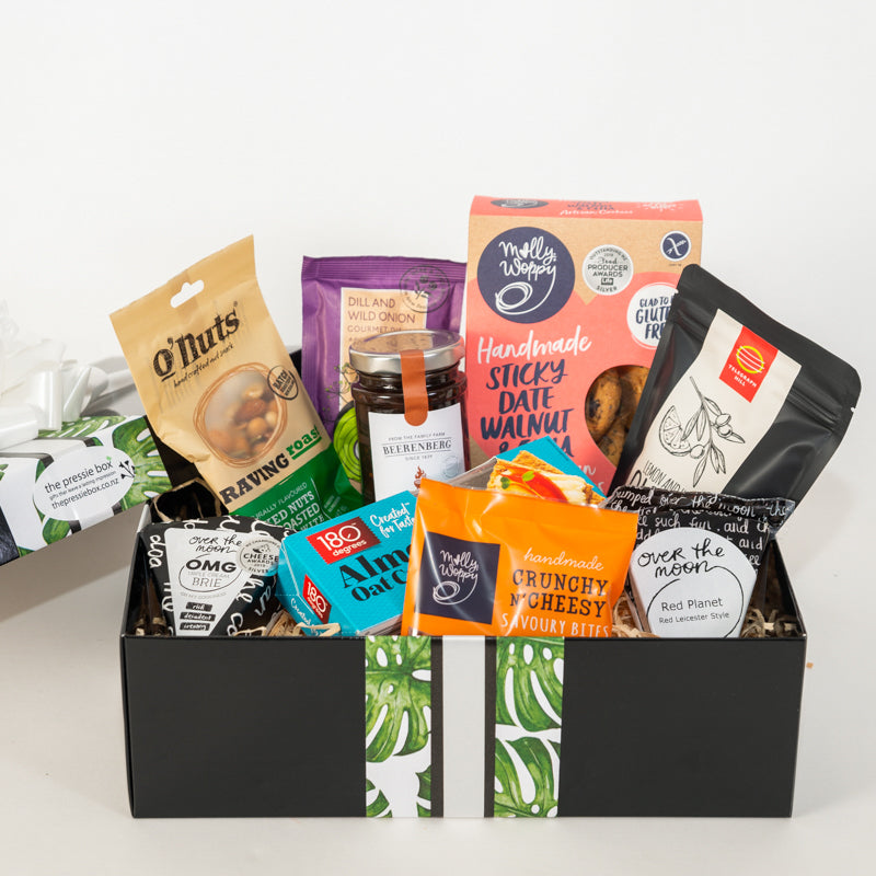 Gourmet Treats from around New Zealand Gourmet Gift Hampers The